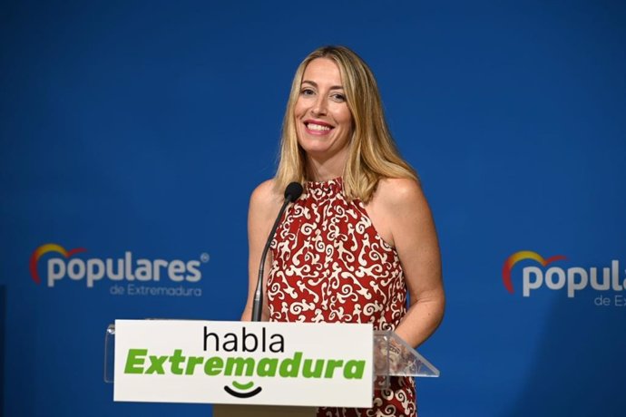 La presidenta del PP de Extremadura, María Guardiola.