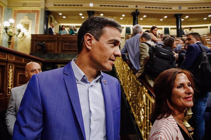 El presidente del Gobierno, Pedro Sánchez a su llegada a una sesión plenaria en el Congreso de los Diputados.