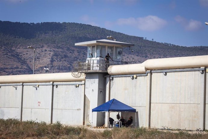 Archivo - Muro de la prisión de máxima seguridad de Gilboa, en Israel