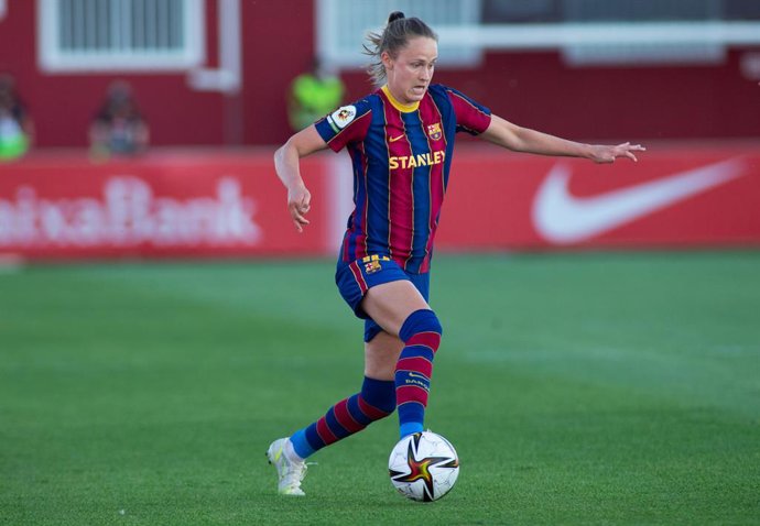Archivo - Caroline Graham Hansen of FC Barcelona during the Spanish Women's Cup, Copa de la Reina, Quarter Finals football match played between Sevilla Futbol Club and Futbol Club Barcelona at Jesus Navas stadium on May 5, 2021, in Sevilla, Spain.