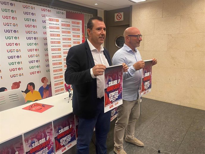 El secretario general de UGT Baleares, Lorenzo Navarro, y el de CCOO, José Luis García.