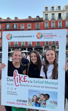 Participantes en los actos desplegados este fin de semana en Valladolid por El Puente Salud Mental.
