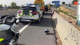 Muere un motorista de 26 años al caerse en la M-40