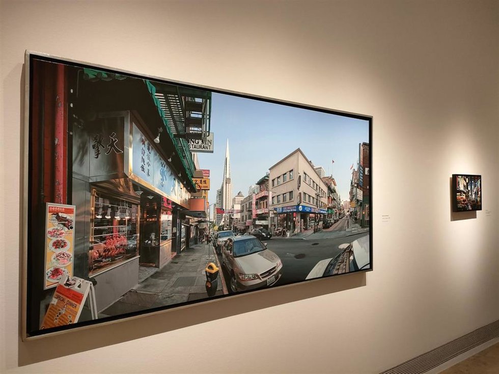 El cuadro 'Lucky dragon' (2009), de Bertrand Meniel, en la exposición de obras de hiperrealismo de la colección  Borja y Blanca Thyssen-Bornemisza.