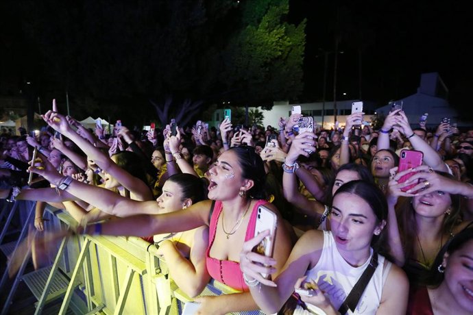 Público en uno de los conciertos del I Festival Joven Wonder Garden