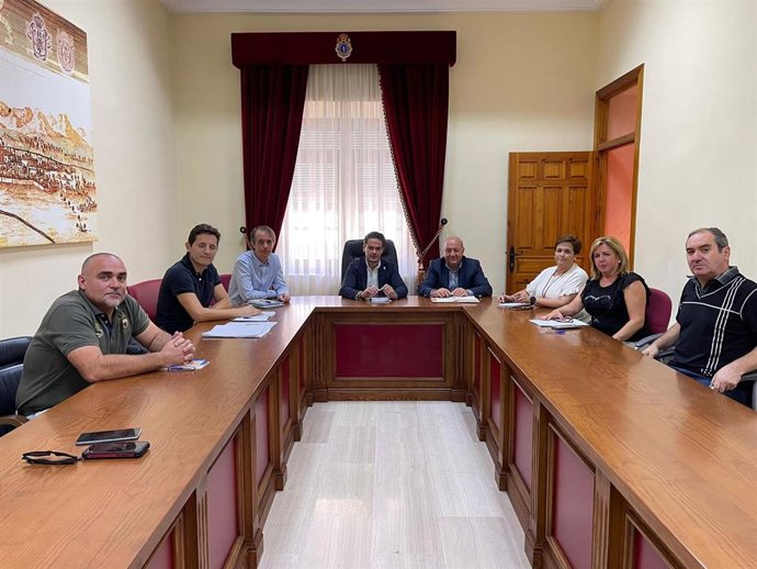 Visita de Diputación al Ayuntamiento de Huéscar (Granada).