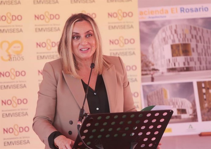 La consejera de Fomento, Marifrán Carazo.