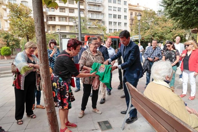 Imagen del homenaje póstumo a Manuel Anguita y Pepe Díaz