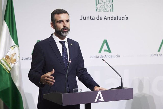 El consejero de Sostenibilidad, Medio Ambiente y Economía Azul y Portavoz de la Junta de Andalucía, Ramón Fernández-Pacheco