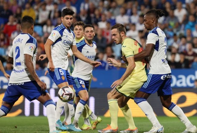 Imagen del partido entre el Real Zaragoza y la SD Eibar de LaLiga SmartBank 2022-2023