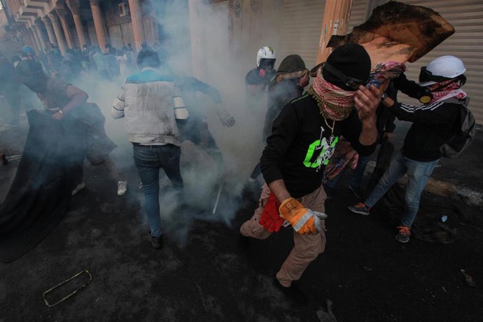 Archivo - Manifestación contra el Gobierno de Irak en Bagdad