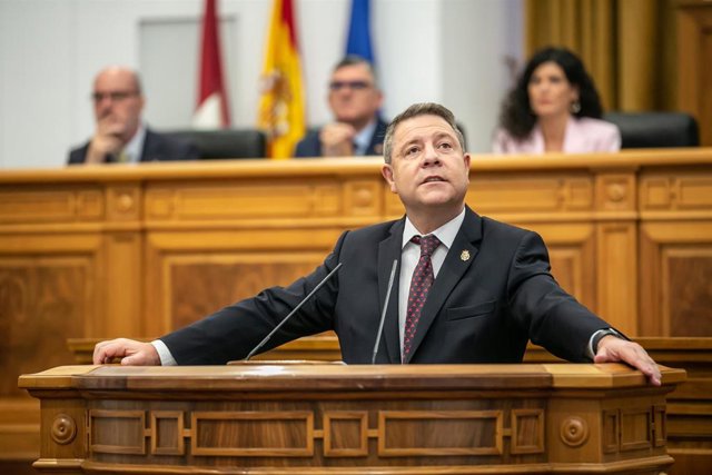 El presidente de Castilla-La Mancha, Emiliano García-Page, interviene en el Debate del Estado de la Región que se celebra en las Cortes de Castilla-La Mancha.