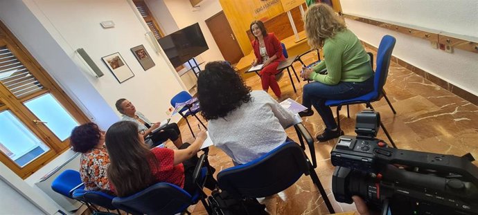 Reunión sobre el Punto Violeta que se instalará en el recinto ferial.