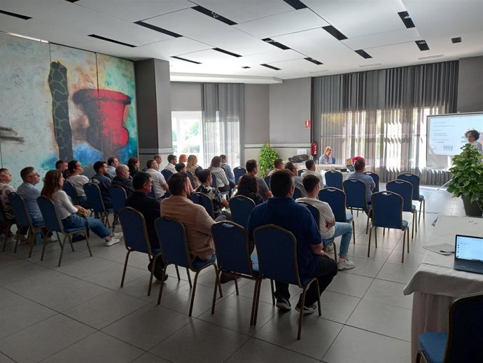 El personal de Grupo Abades recibirá formación continua sobre la enfermedad y los alimentos libres de gluten.