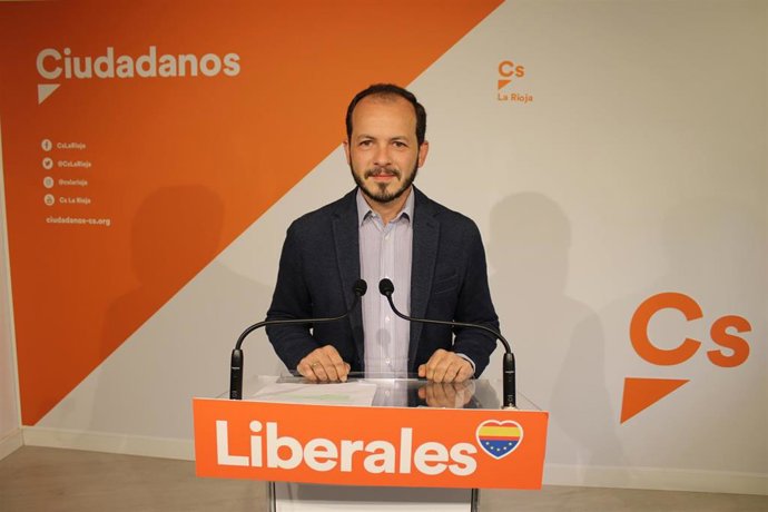El portavoz parlamentario de Ciudadanos, Pablo Baena