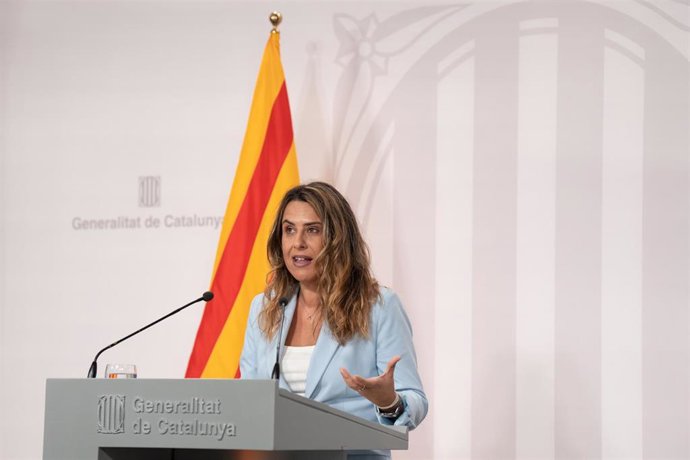 La portavoz del Govern, Patrícia Plaja, ofrece una rueda de prensa tras la reunión semanal del ejecutivo en la Generalitat, a 4 de octubre de 2022, en Barcelona, Cataluña (España). Durante la rueda de prensa, la portavoz del Govern, ha afirmado que el p