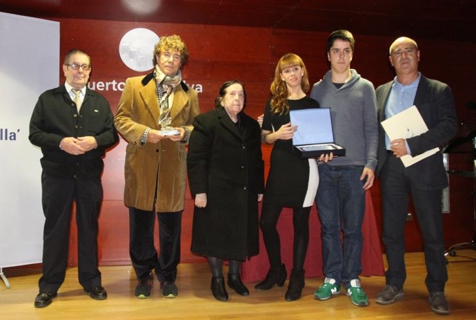 El periodista Jesús Quintero recogió en 2014 el IX Premio Ángel Serradilla.