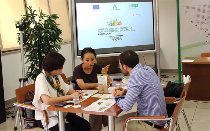 Extenda organiza un encuentro comercial y empresarial con la 'embajadora del agro andaluz en Japón'