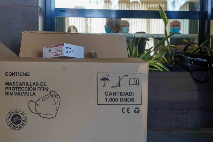 Archivo - El consejero de Salud y Familias, Jesús Aguirre, presenta en rueda de prensa  el envío de mascarillas FFP2 que la Junta de Andalucía realizará a las residencias de mayores a 25 de enero del 2022 en Sevilla (Andalucía) (Foto de archivo).