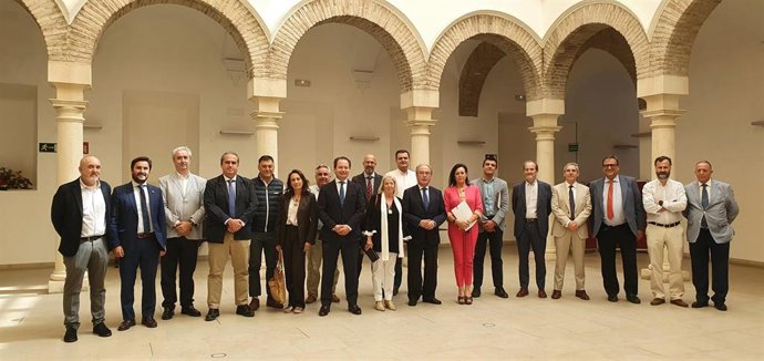 El Comité Ejecutivo de CECO en el Palacio de Congresos de Córdoba.