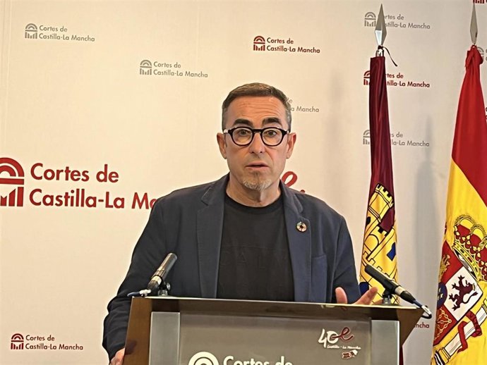 El secretario general de CCOO, Paco de la Rosa, en rueda de prensa