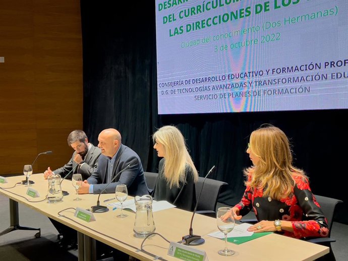 El alcalde de Dos Hermanas y la consejera