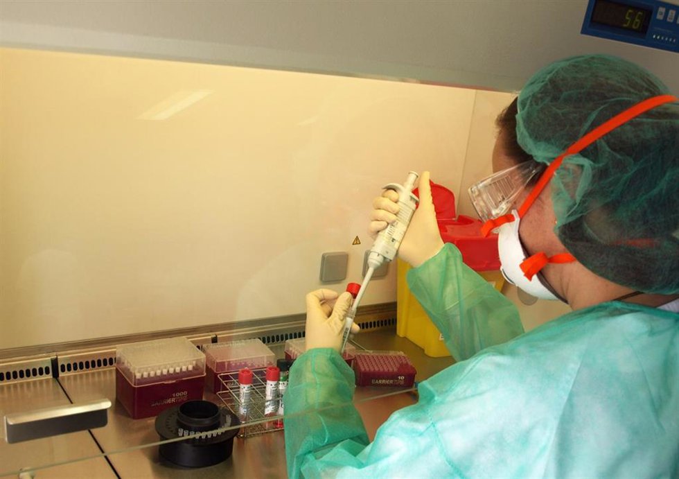 Archivo - SANITAT NOMBRA AL HOSPITAL GENERAL DE VALNCIA CENTRO DE REFERENCIA PARA LA DETECCIÓN DEL VIRUS DE LA VIRUELA DEL MONO