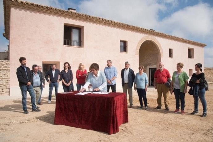 La Cartuja de Las Fuentes, en Los Monegros, abre las puertas del Centro de recepción de visitantes
