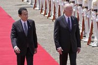 Biden traslada a Kishida el "firme compromiso" de EEUU con la defensa de Japón ante las acciones de Pyongyang