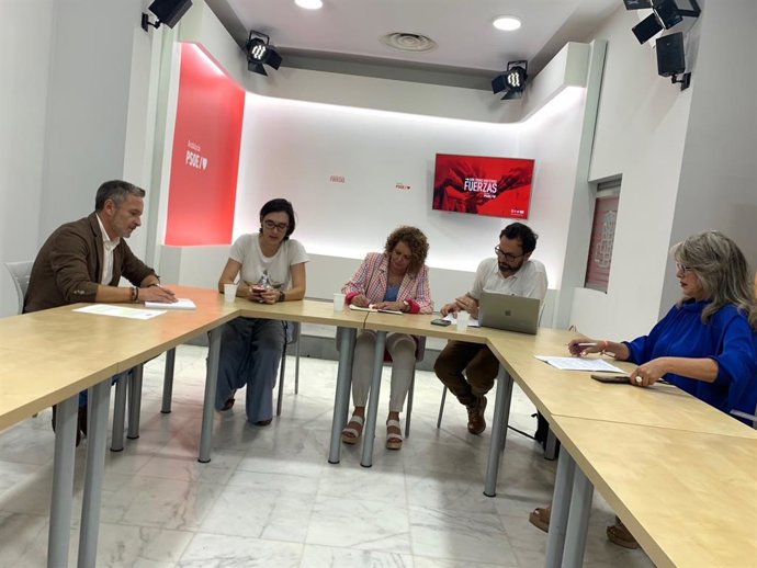 Reunión de los socialistas con Fampa