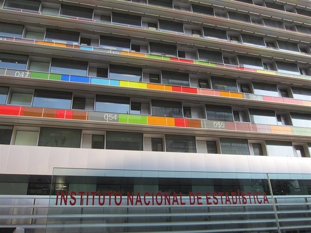 Archivo - Fachada del Instituto Nacional de Estadística en Madrid.