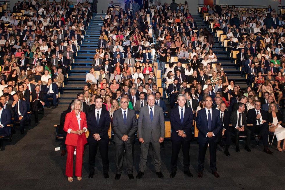 Primer acto en Madrid del ciclo de encuentros internos 'Nuestro apasionante desafío', de Ibercaja.