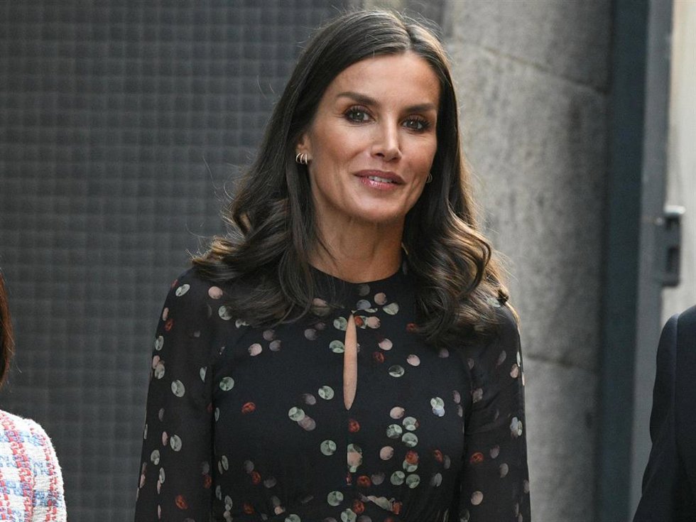 La Reina Letizia, a su llegada al acto central por el 'Día Mundial de la Salud Mental'