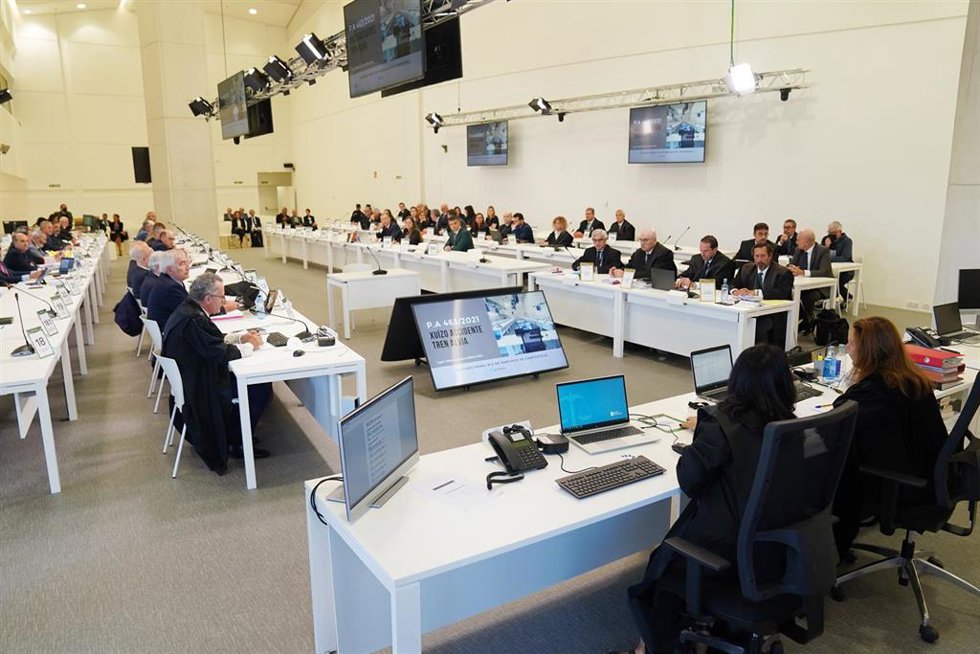 Vista general de la primera jornada del juicio por el accidente ferroviario de Alvia, en la Cidade de la Cultura de Santiago de Compostela, a 5 de octubre de 2022, en Santiago de Compostela, A Coruña (España). El accidente ferroviario del Alvia fue el m