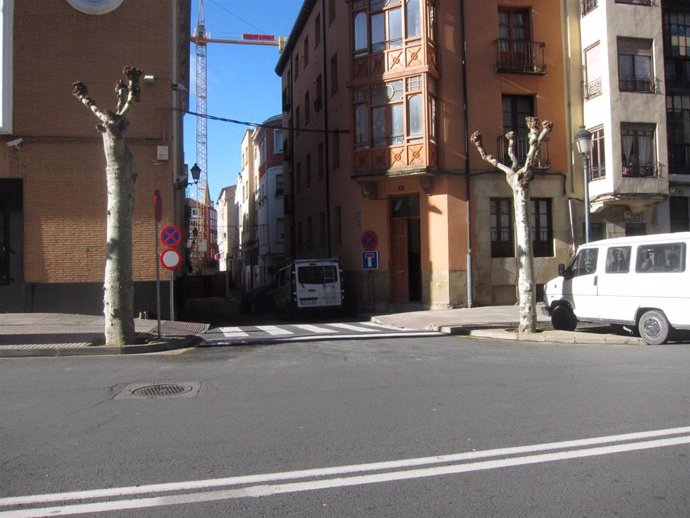 Archivo - Una de las calles del barrio de la Villanueva de Logroño