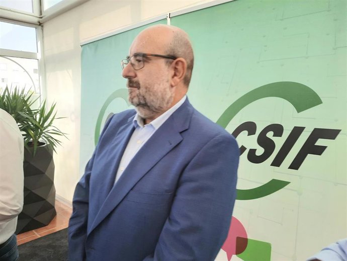 El presidente nacional de CSIF, Miguel Borra, en unas jornadas formativas en Mérida.