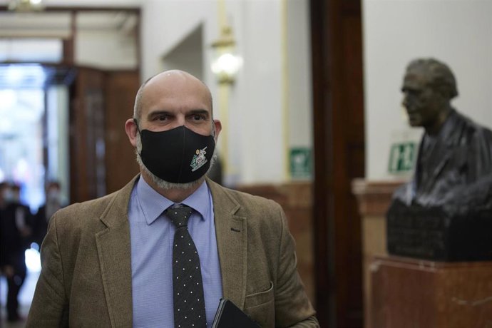 Archivo - El diputado de Vox, Víctor Sánchez del Real