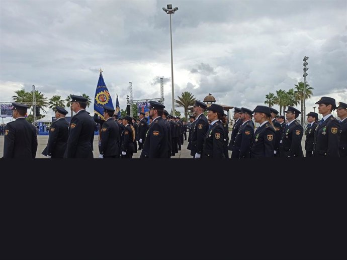 Policías nacionales en los actos de los Santos Ángeles Custodios