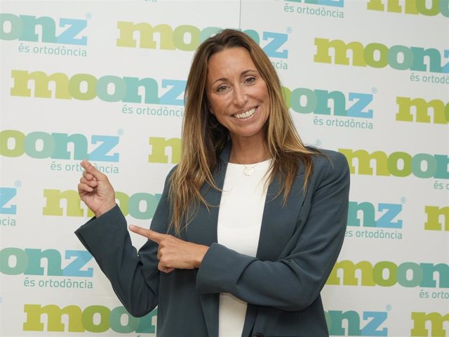 Gemma Mengual amadrina el primer centro Moonz en Cataluña