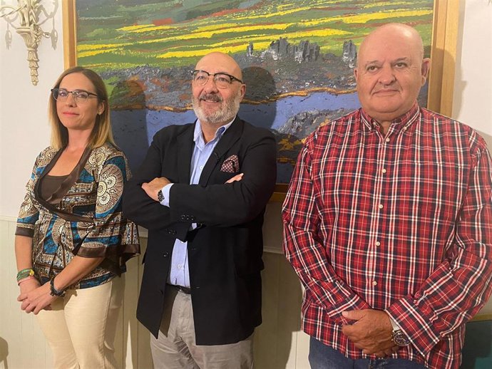 Visita de Alejandro Hernández a Lucena.