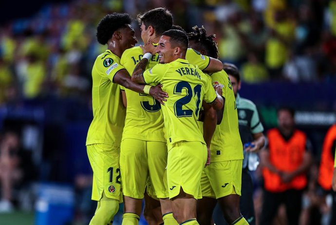 Francis Coquelin of Villarreal celebrates a goal with teammates during the UEFA Conference League, football match played between Villarreal CF and KKS Lech Poznan at the Ceramica Stadium on September 8, 2022, in Castellon, Spain.