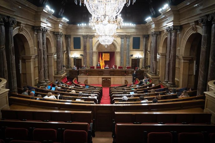 El pleno del Parlament a 5 de octubre de 2022.