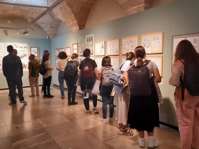 Exposición del dibujante mallorquín Pau en el Centro Cultural La Misericordia.