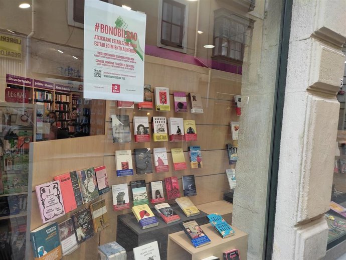 Archivo - Librería adherida a la campaña Bono Bilbao