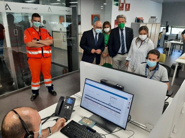 Visita a la puesta en marcha de la Línea Alzheimer