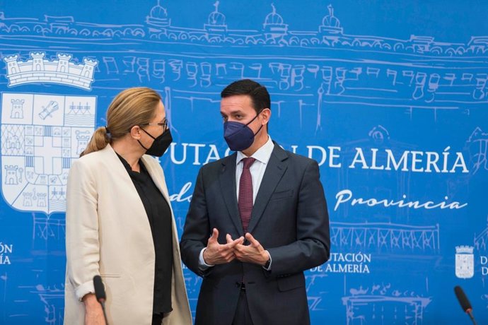 Esperanza Pérez y Javier Aureliano García en una imagen de archivo