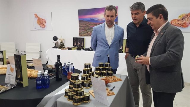 Visita a Cárnicas Chica.