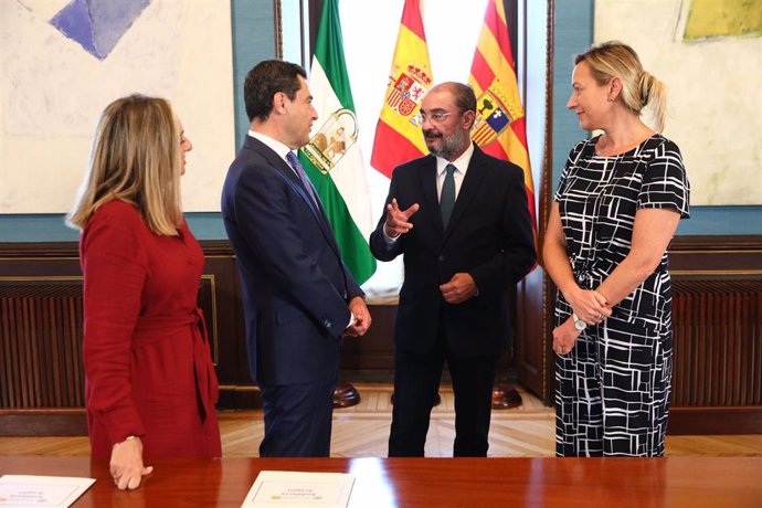 El presidente del Gobierno de Aragón, Javier Lambán, y su homólogo andaluz, Juan Manuel Moreno.