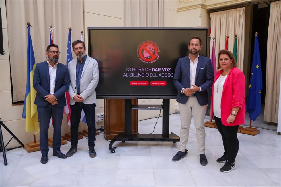 Presentación del programa 'Brigada Antiacoso'