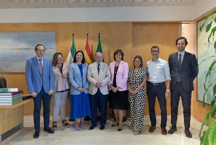 Reunión en la Diputación por las XXVI Jornadas de Derecho de Familia